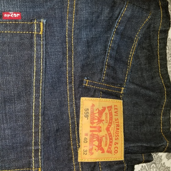 Levi's - Picture 4 of 7